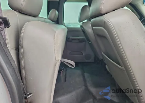 2013 Chevrolet Silverado C1500 z USA, uszkodzony, nr VIN 1GCRCPEX7DZ147348